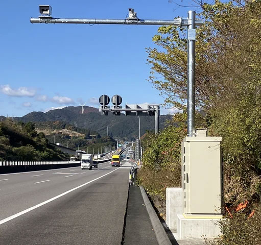 三菱重工業/自動運転トラック実証実験向け合流支援情報提供システムを納入 20250303mitsubishi - 三菱重工業/自動運転トラック実証実験向け合流支援情報提供システムを納入